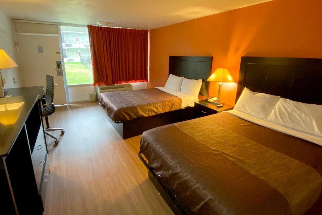 Landmark Hotel Leesville Εξωτερικό φωτογραφία