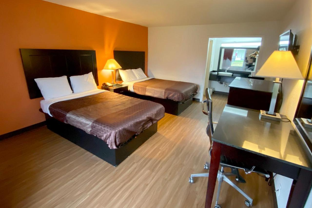 Landmark Hotel Leesville Εξωτερικό φωτογραφία